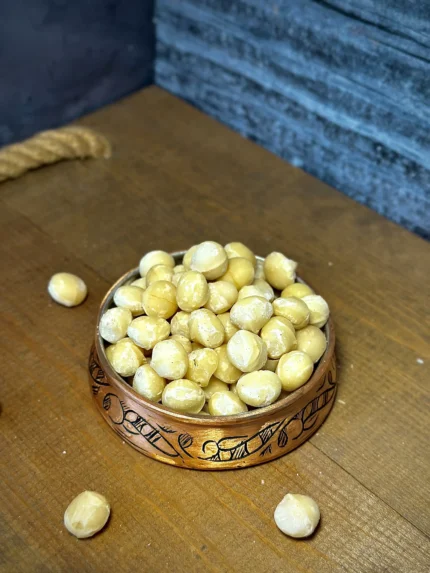 Makademya Fındık İçi